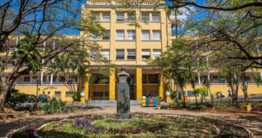 Fachada do Hospital da Baleia, em Belo Horizonte, referência no tratamento oncológico e no atendimento a pacientes com câncer de mama pelo SUS