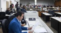 Câmara vota impeachment do prefeito de GV