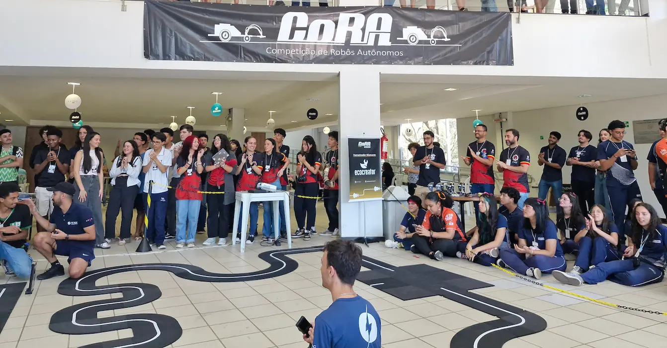 Competição de robótica da UFMG aproxima estudantes da engenharia em Minas Gerais Estudantes participam dos desafios de Robótica da UFMG, evento que aproxima jovens da engenharia e da tecnologia em Minas Gerais