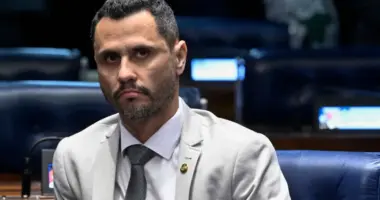 Senador Cleitinho anuncia desistência da corrida pelo governo de Minas Gerais