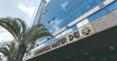 Fachada da unidade Santo Agostinho da Rede Mater Dei de Saúde, em Belo Horizonte, hospital reconhecida em ranking internacional de Cardiologia
