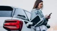 Apesar da liderança dos seminovos ser de um carro a combustão no caso o VW Gol os eletrificados apresentaram crescimento de quase % nas vendas acumuladas do ano Foto Apollo Energy Divulgação