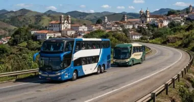 Ônibus de transporte rodoviário circulam em rodovia de Minas Gerais após decisão do STJ que manteve a exigência de circuito fechado para operações de fretamento