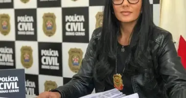 Deputada federal Delegada Ione durante coletiva da Polícia Civil de Minas Gerais sobre ações de proteção às mulheres