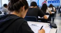 Exame Nacional do Ensino Médio (Enem) está marcado para os dias e de novembro Foto Imagem Gerada por IA